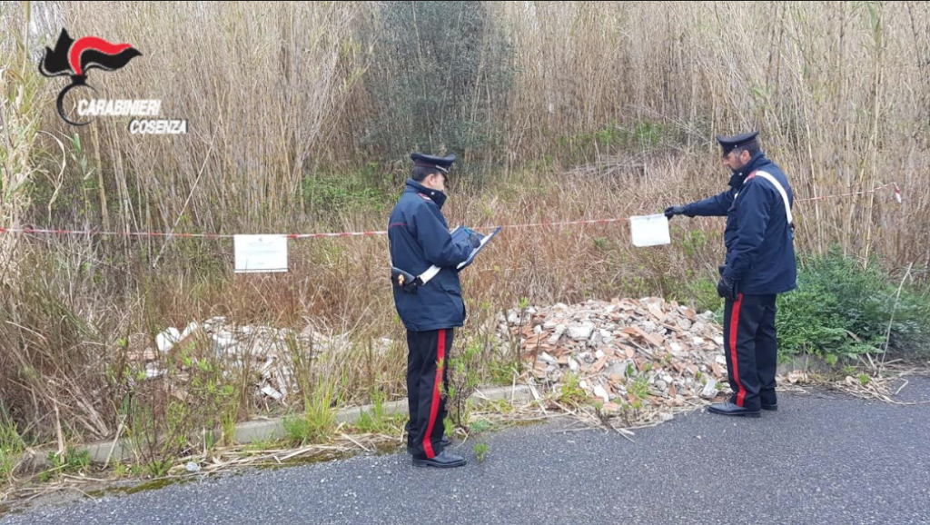 belvedere marittimo discarica rifiuti sequestro carabinieri