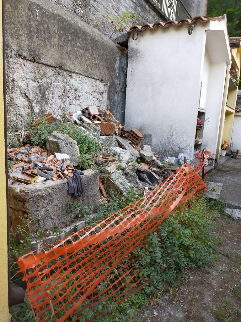 orsomarso cimitero degrado 1