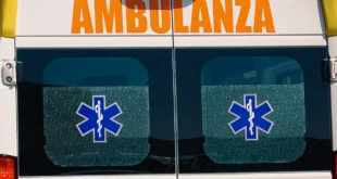 malore spiaggia Praia ambulanza