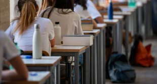 studenti liceo superiori scuol ProgrammIAmo polo liceale Scalea praia